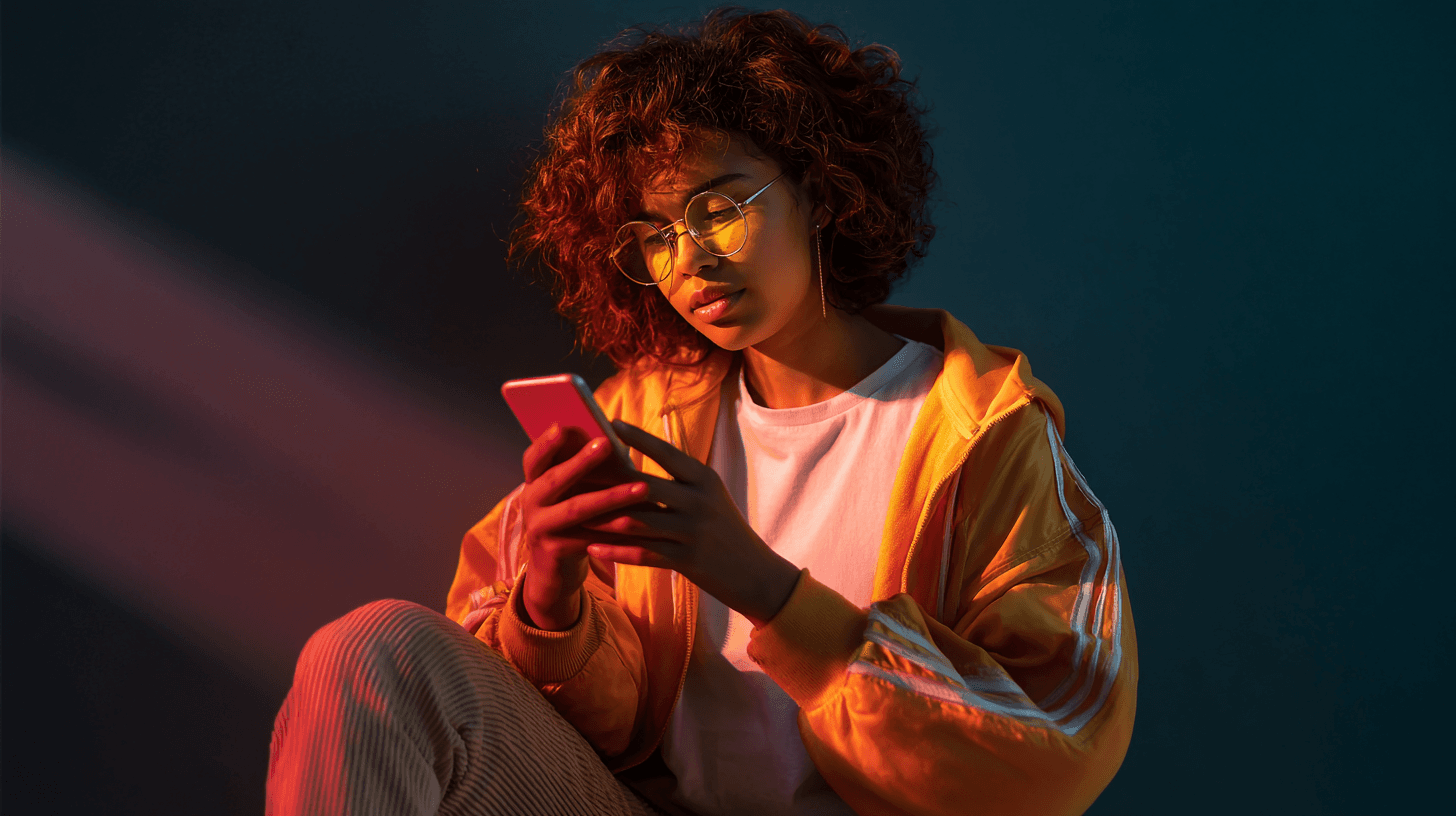 Your Phone Wallpaper Is Affecting Your Mood (Here’s Proof) blog cover